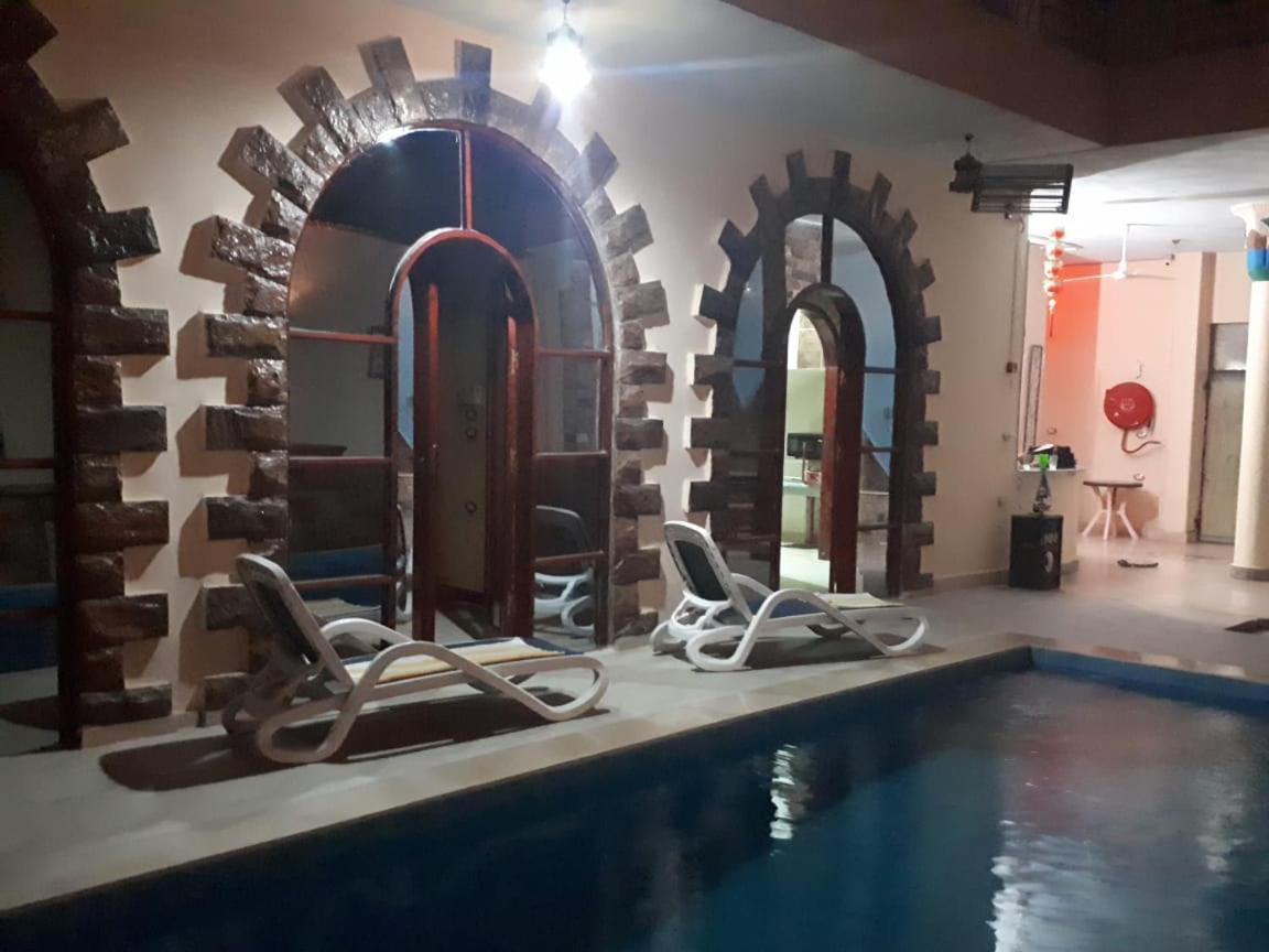 Pyramids Luxor Hotel & Spa Bagian luar foto