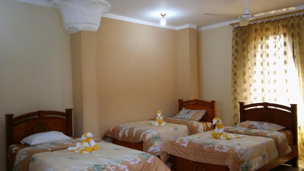 Pyramids Luxor Hotel & Spa Bagian luar foto