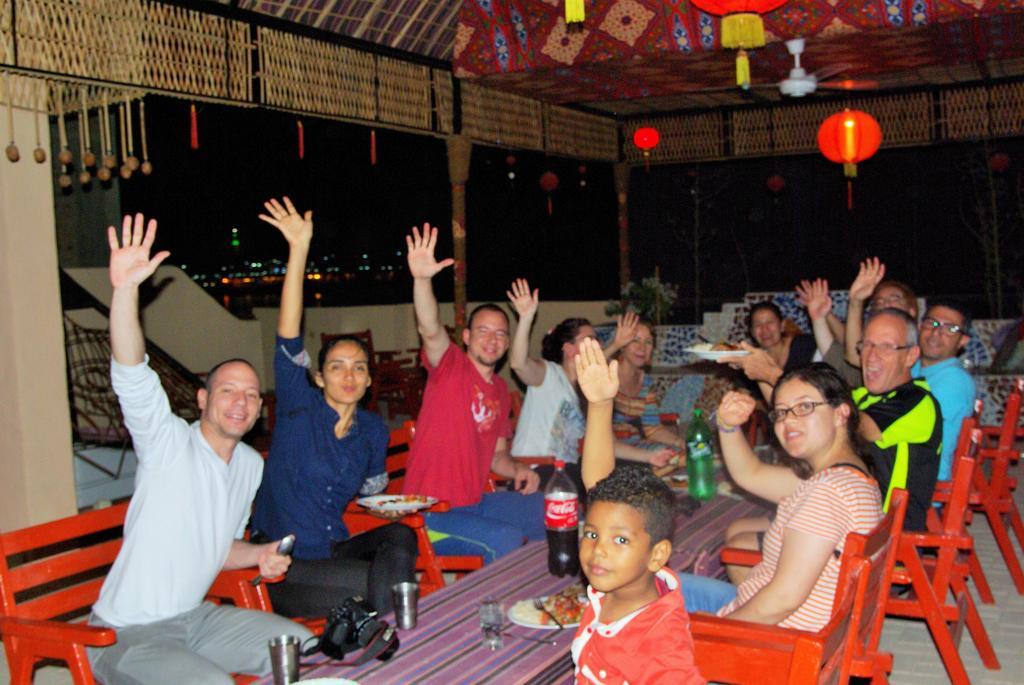 Pyramids Luxor Hotel & Spa Bagian luar foto