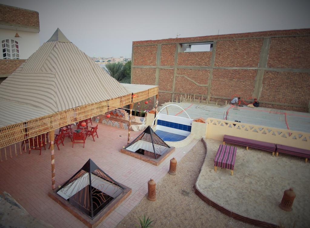 Pyramids Luxor Hotel & Spa Bagian luar foto